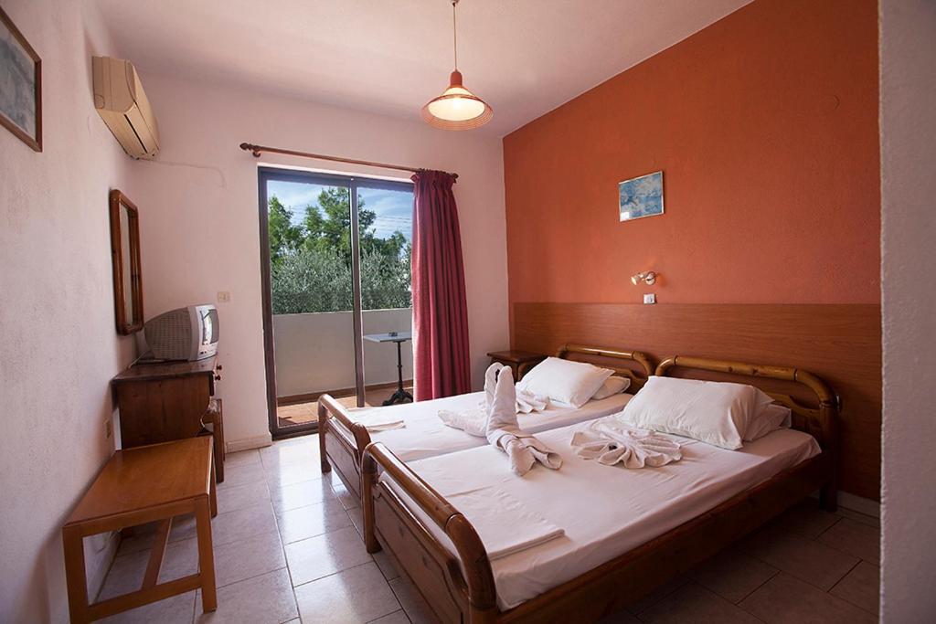 Apostolis Hotel Apartments Πεύκος Εξωτερικό φωτογραφία