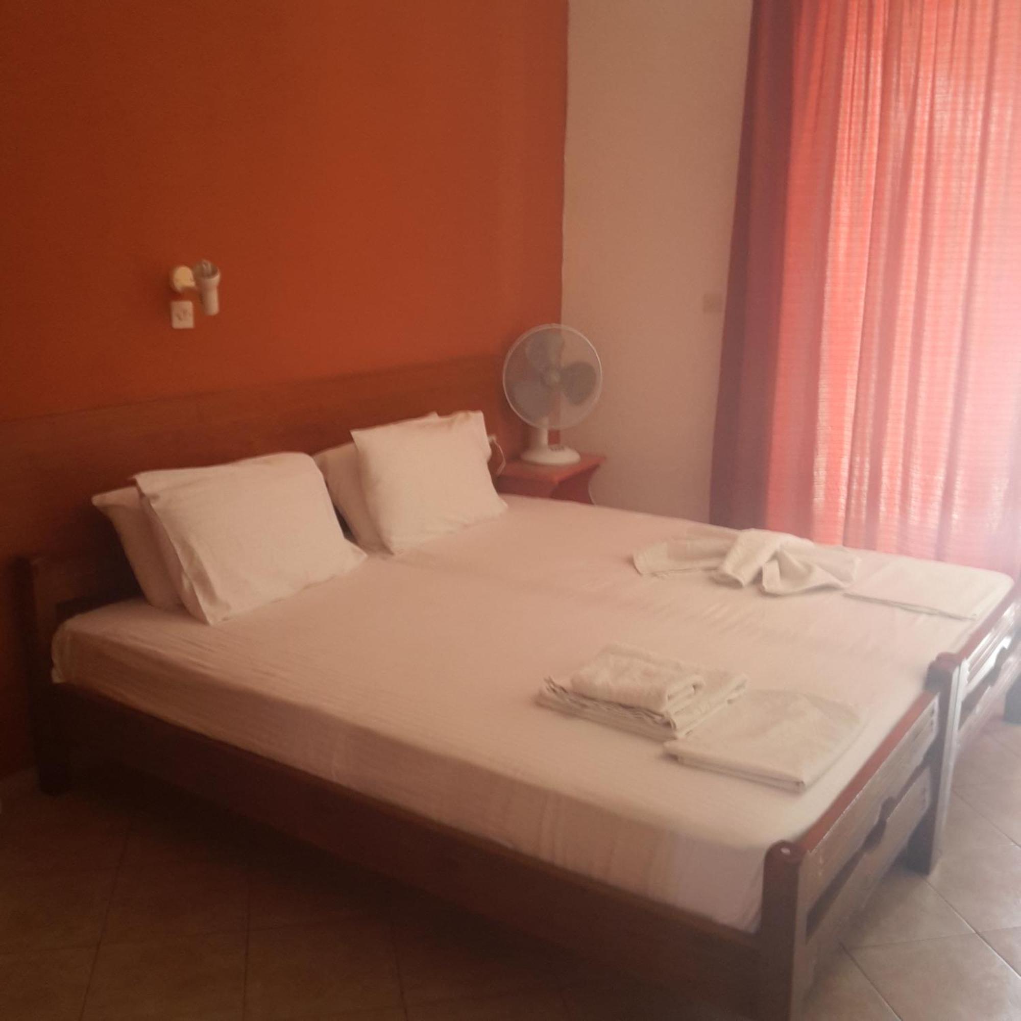 Apostolis Hotel Apartments Πεύκος Εξωτερικό φωτογραφία
